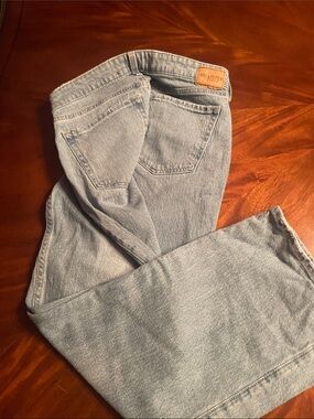 Hollister Light Blue Straight Leg Women's Jeans
